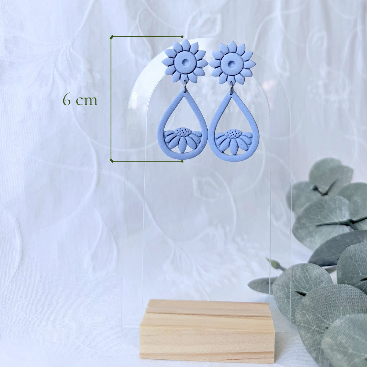 Daisy Earrings — Teardrop